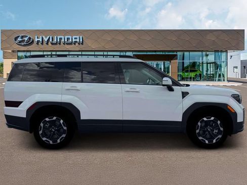 New 2026 Hyundai Santa Fe SEL FWD image 9