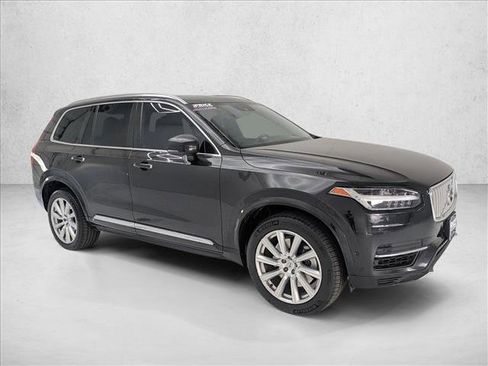 Used 2016 Volvo XC90 T8 Inscription w/ Vision Package image 3