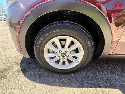 Used 2019 Kia Sorento FWD V6 image 20
