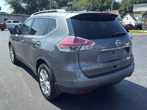 Used 2015 Nissan Rogue SV w/ SV Premium Package image 7