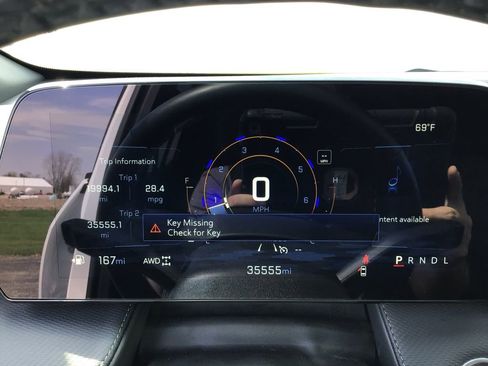 Used 2025 Chevrolet Equinox LT w/ Convenience Package II AWD/4WD image 15