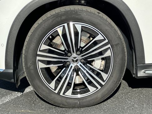 Used 2023 Mercedes-Benz EQS 450+ SUV image 10