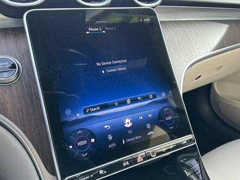 Certified 2025 Mercedes-Benz C 300 4MATIC Sedan image 21