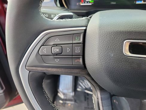 Used 2023 Jeep Grand Cherokee 4WD 4xe w/ Luxury Tech Group II image 25