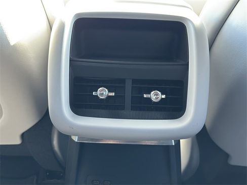 Used 2024 Cadillac Lyriq Sport image 43