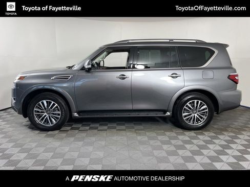 Used 2023 Nissan Armada SL w/ Captain's Chairs Package image 2