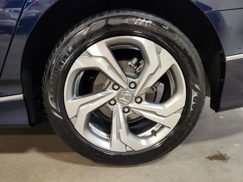 Used 2018 Honda Accord EX-L image 24