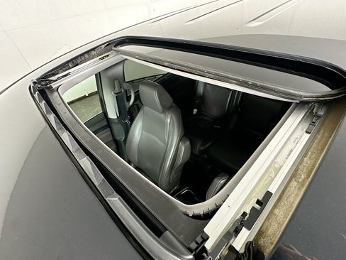 Used 2020 Honda Odyssey Elite image 20