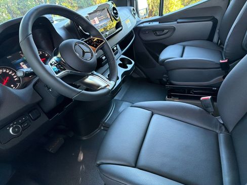 New 2026 Mercedes-Benz Sprinter 144 Cargo image 10