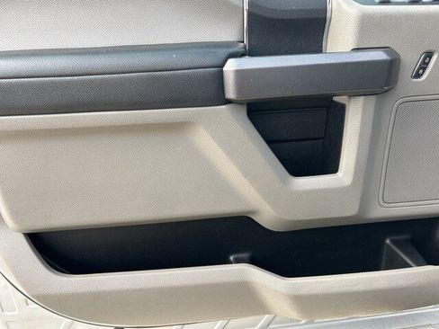 Used 2019 Ford F250 XLT w/ FX4 Off-Road Package image 16