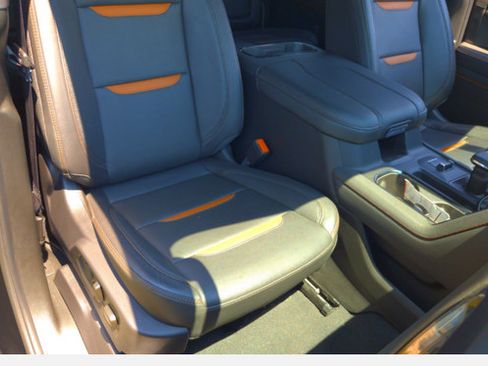 Certified 2024 GMC Sierra 1500 AT4 w/ Technology Package AWD/4WD image 3