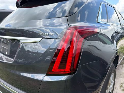 Used 2022 Cadillac XT5 Premium Luxury FWD image 11