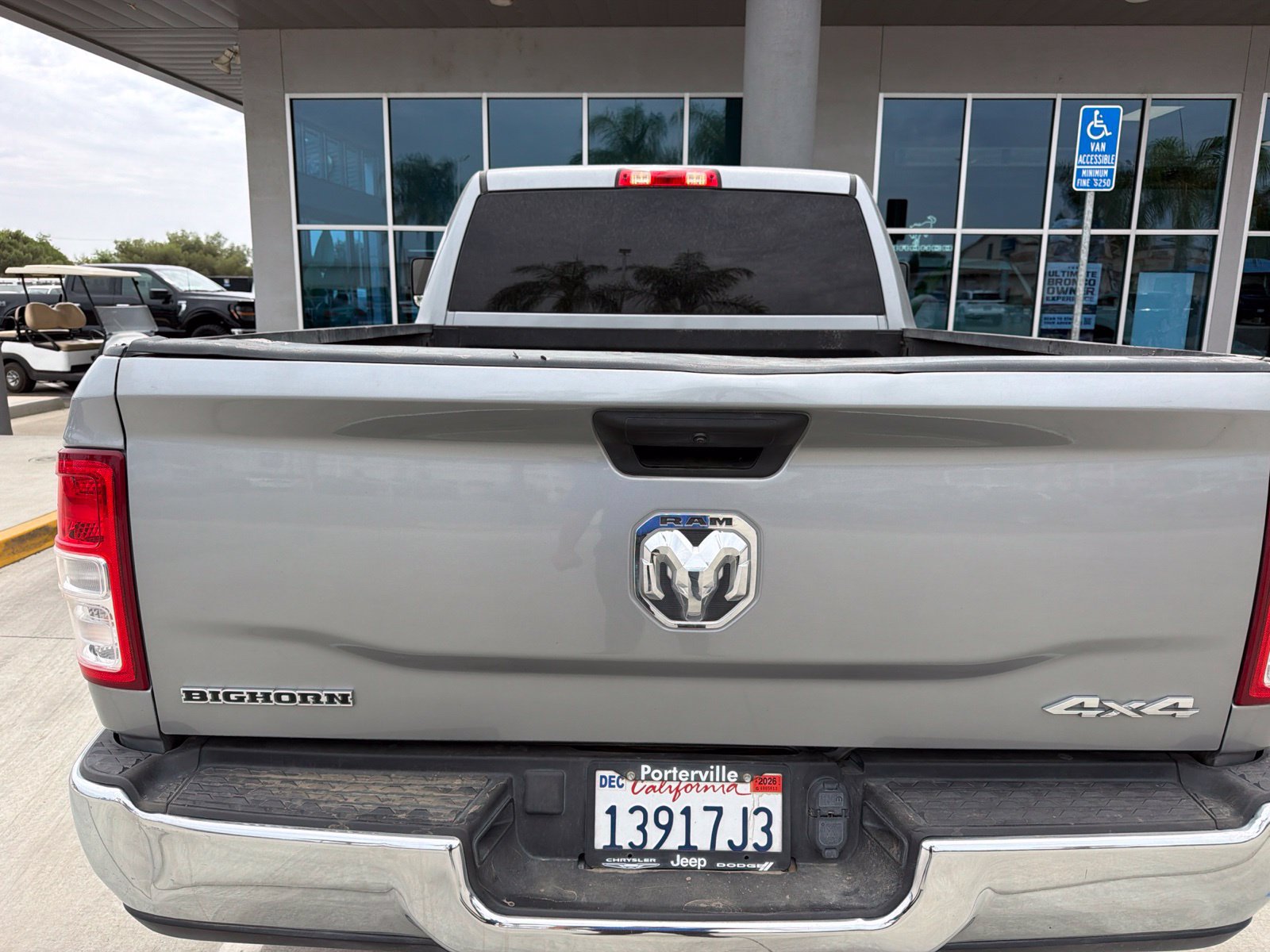 Used 2022 RAM 2500 Big Horn w/ Level A Equipment Group AWD/4WD image 8