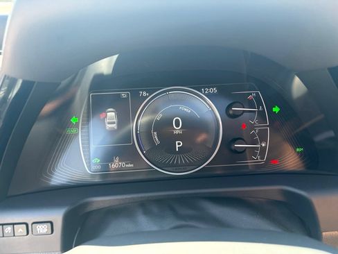 Used 2024 Lexus ES 300h Ultra Luxury FWD image 14