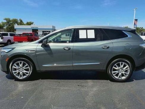 Certified 2023 Buick Enclave Essence w/ Experience Buick Package FWD image 5