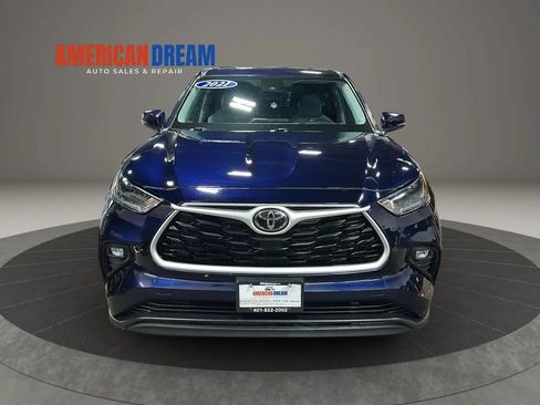 Used 2021 Toyota Highlander LE AWD/4WD image 37