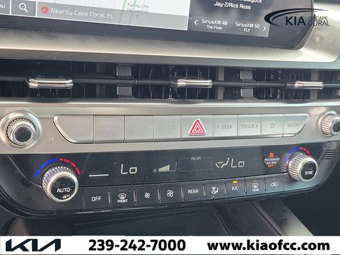 Certified 2025 Kia Telluride LX FWD image 28