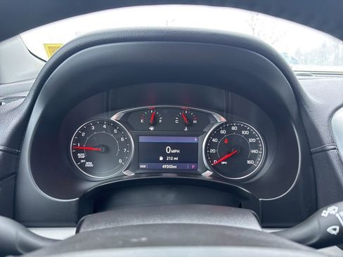 Used 2022 GMC Terrain SLT image 26