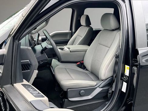 Used 2022 Ford F350 XL w/ STX Appearance Package AWD/4WD image 21