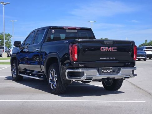 Used 2024 GMC Sierra 1500 SLT w/ SLT Premium Plus Package AWD/4WD image 5