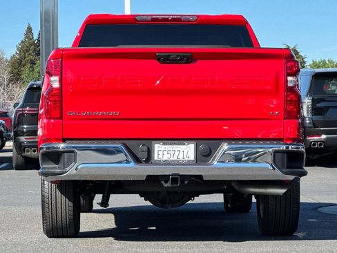 Used 2025 Chevrolet Silverado 1500 LT image 6
