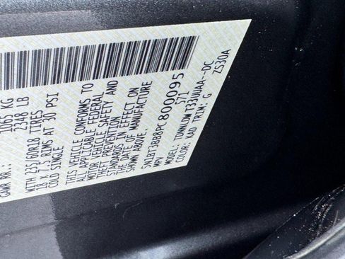 Used 2023 Nissan Rogue SV w/ SV Premium B Package image 27