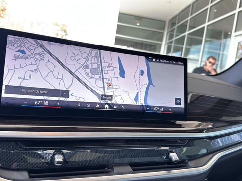 Used 2025 BMW X5 xDrive40i w/ Premium Package image 23