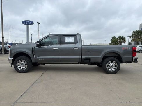 New 2026 Ford F350 Lariat w/ Lariat Premium Package image 4