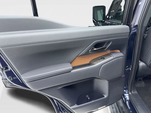 Used 2025 Lexus GX 550 image 41