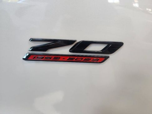 Used 2023 Chevrolet Corvette Stingray Premium Cpe w/ Z51 Performance Package image 6