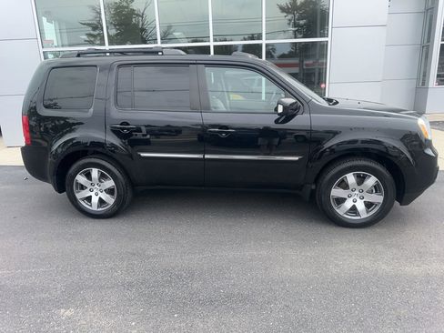Used 2015 Honda Pilot Touring image 2