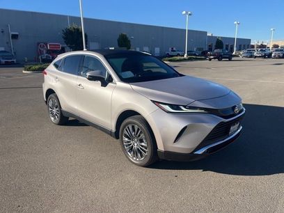 Used 2023 Toyota Venza Limited