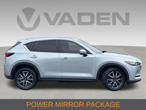Used 2018 MAZDA CX-5 Touring w/ Preferred Equipment Package FWD image 10