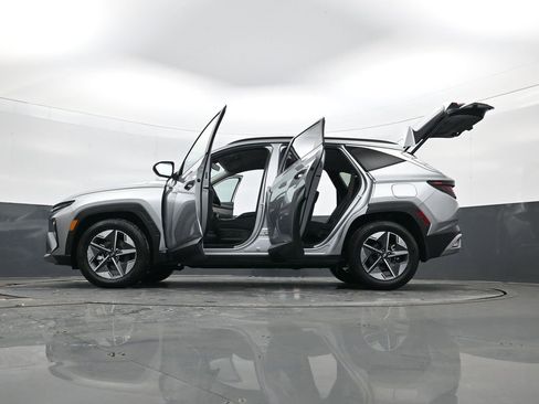 Certified 2025 Hyundai Tucson SEL image 34