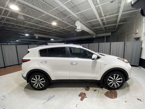 Used 2019 Kia Sportage EX image 27