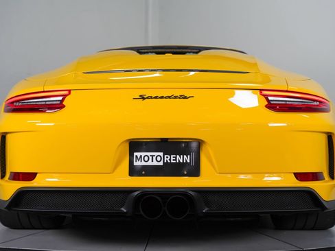 Used 2019 Porsche 911 Speedster RWD image 26