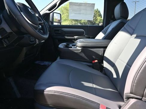 New 2026 RAM 5500 Tradesman AWD/4WD image 21