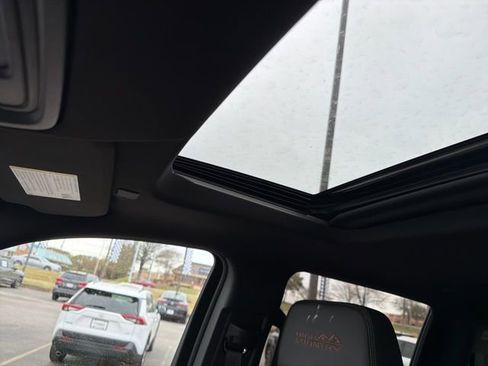 Used 2025 Chevrolet Silverado 2500 High Country w/ Technology Package image 19