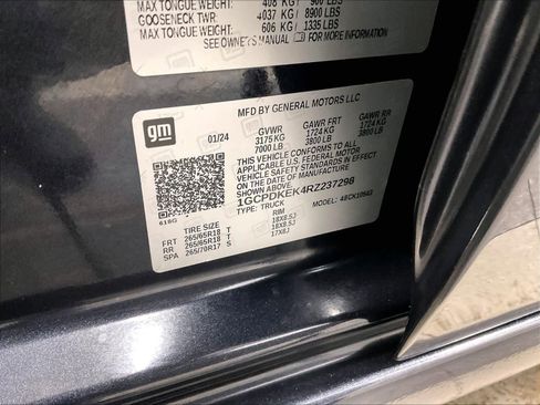 Used 2024 Chevrolet Silverado 1500 LT image 35