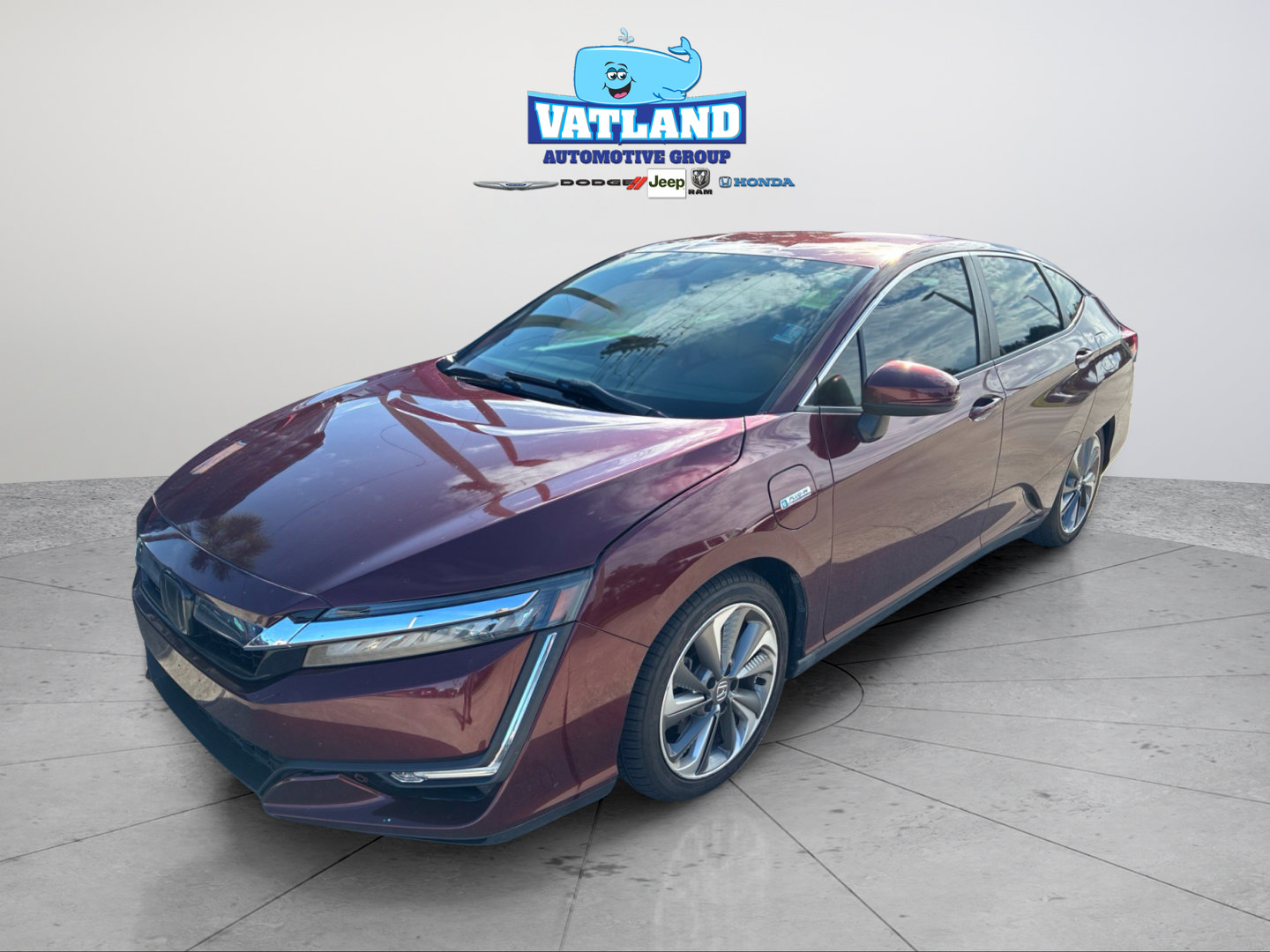Used 2018 Honda Clarity Touring image 1