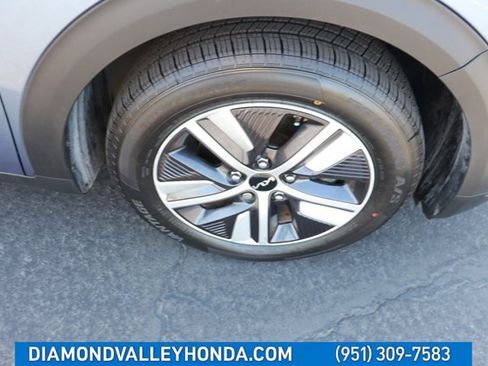 Used 2022 Kia Niro EX Premium FWD image 31