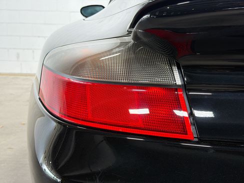 Used 2005 Porsche 911 Turbo image 11