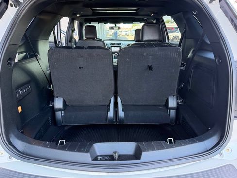 Used 2019 Ford Explorer Sport w/ Equipment Group 401A AWD/4WD image 18