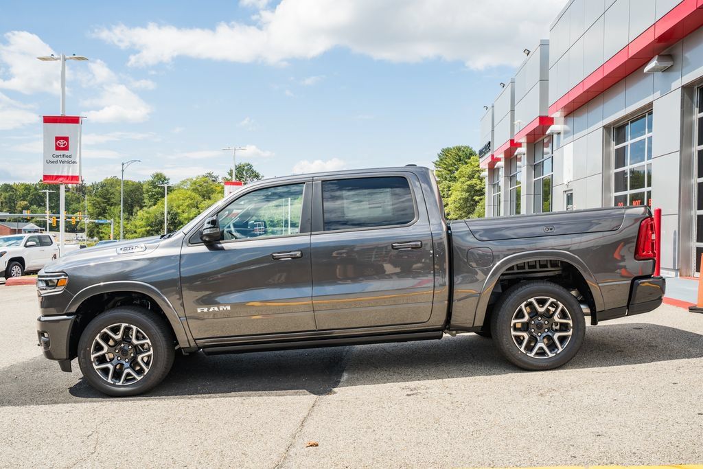 New 2027 RAM 1500 Laramie w/ Laramie Preferred Package AWD/4WD image 4