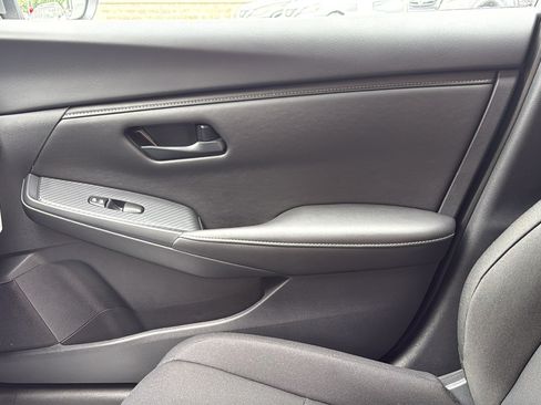 Certified 2025 Nissan Sentra S FWD image 18