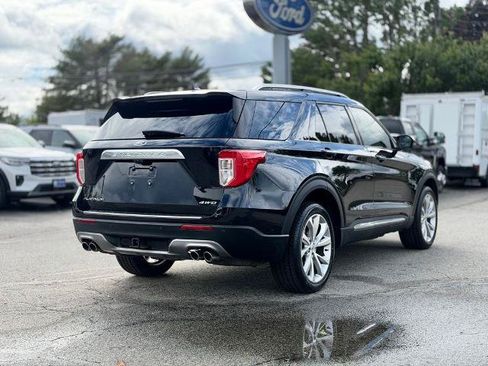 Certified 2023 Ford Explorer Platinum w/ Technology Package AWD/4WD image 9