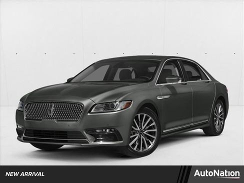 Used 2017 Lincoln Continental Premiere image 1