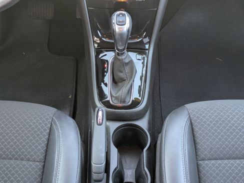 Used 2022 Buick Encore Preferred w/ Safety Package image 18