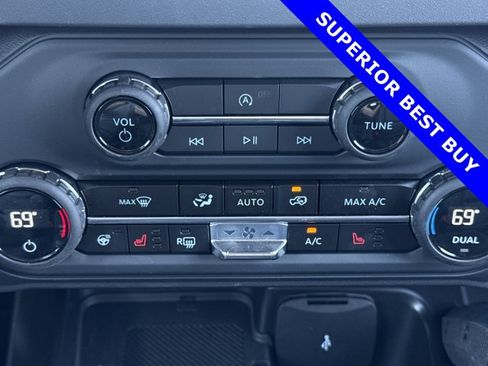 Used 2025 Ford Bronco Badlands AWD/4WD image 17