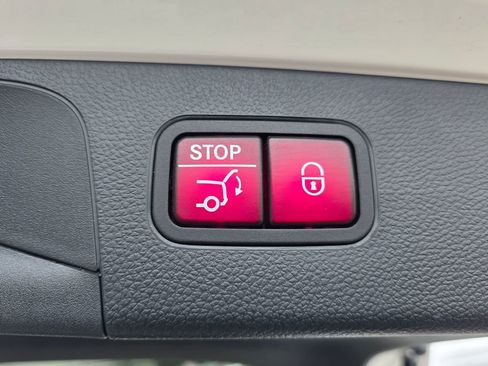 Used 2022 Mercedes-Benz GLC 300 image 10